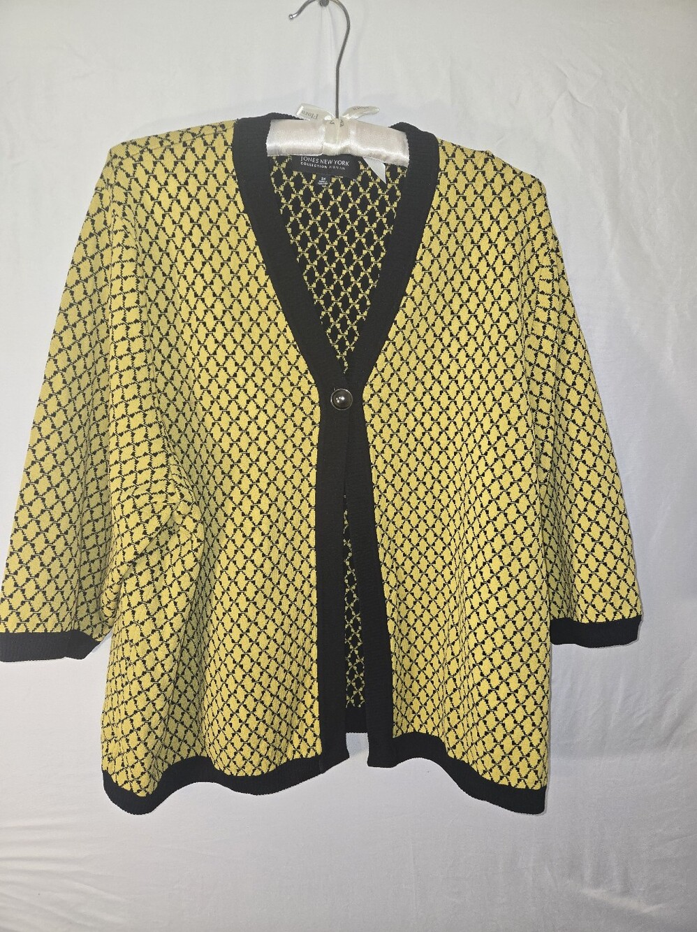 Jones NY US Womens Plus Size 3X Sweater Jacket Diamond Pattern Yellow Black EUC
